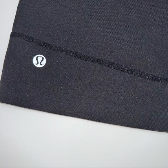 Lululemon Women's Black Knee Length Shorts/Short Pants w/Tri-Color Waistband-Sz4 - Picture 3 of 6